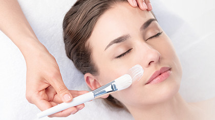 Növényi savas hámlasztás